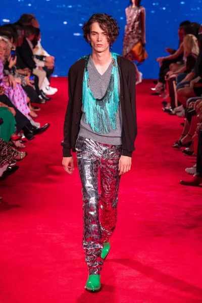 Look 52